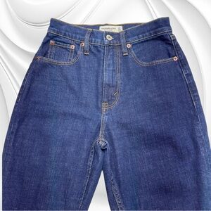 Abercrombie & Fitch Women's Straight Leg Jeans - Blue